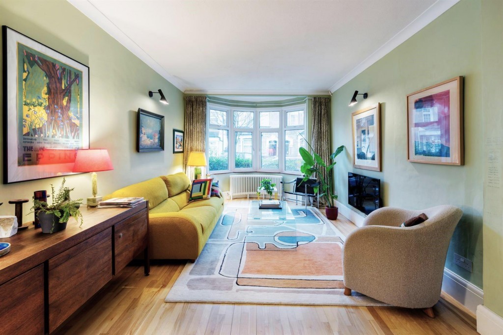 Pearcroft Road, Leytonstone, London, E11