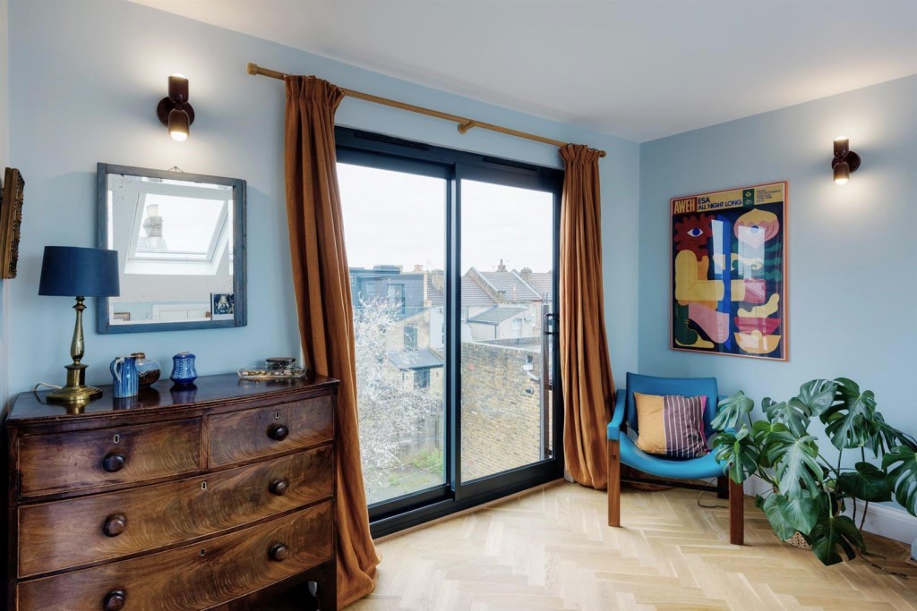 Pearcroft Road, Leytonstone, London, E11