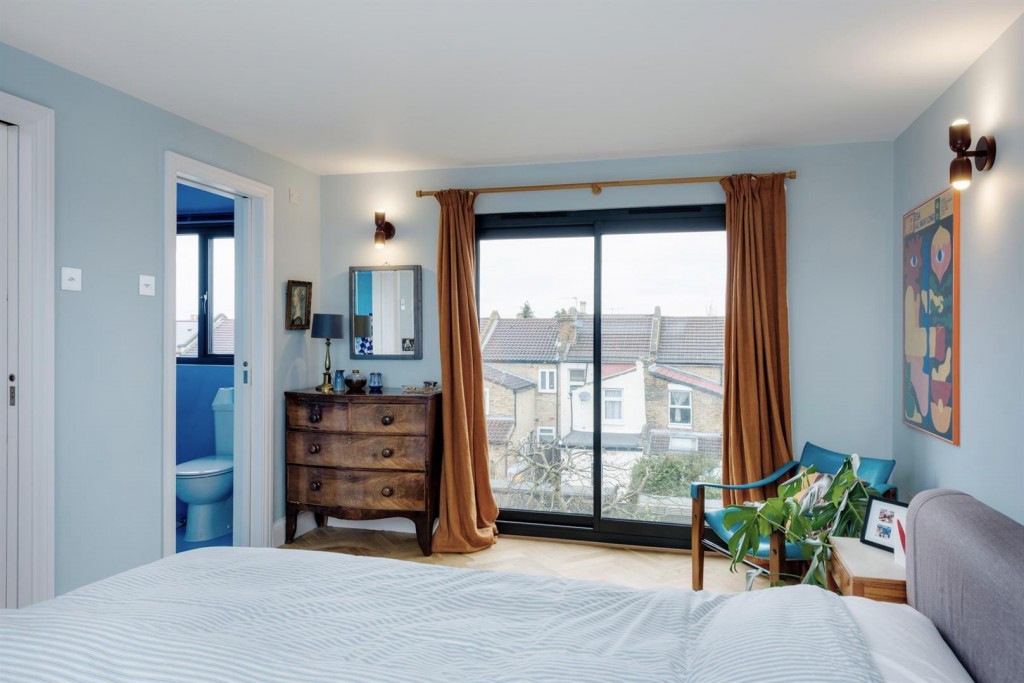 Pearcroft Road, Leytonstone, London, E11