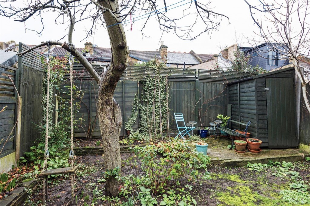 Pearcroft Road, Leytonstone, London, E11