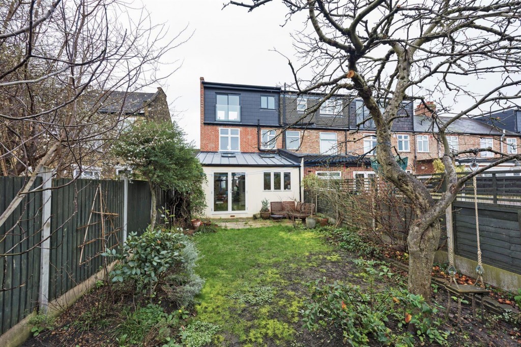 Pearcroft Road, Leytonstone, London, E11