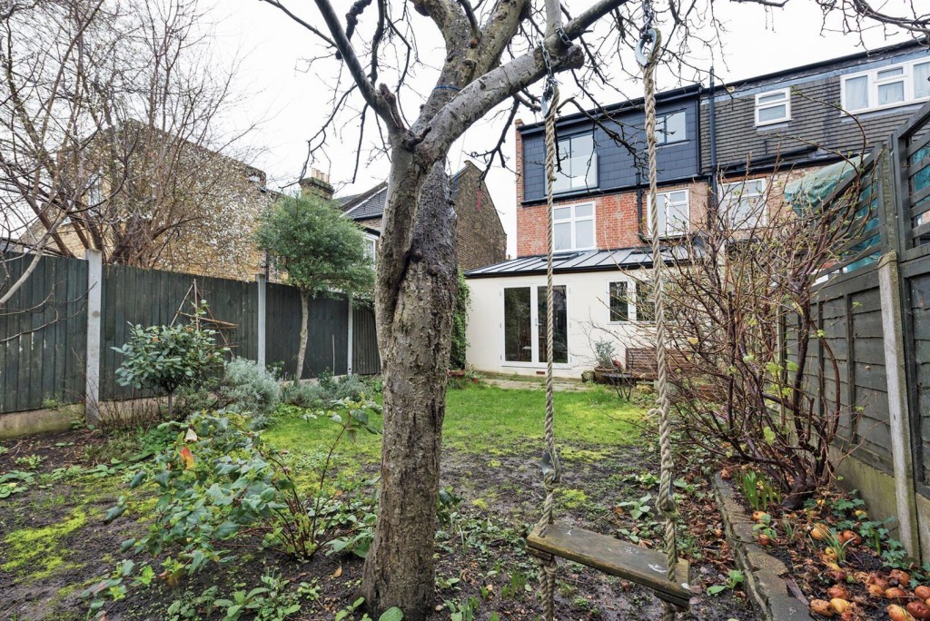 Pearcroft Road, Leytonstone, London, E11