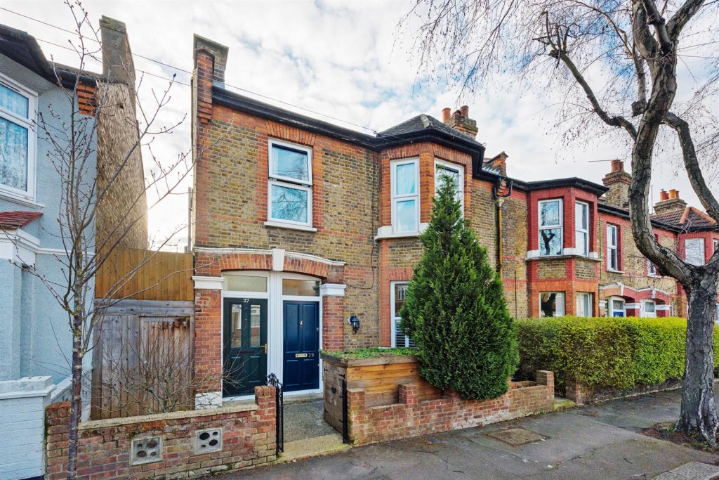 Wellesley Road, Walthamstow, London, E17