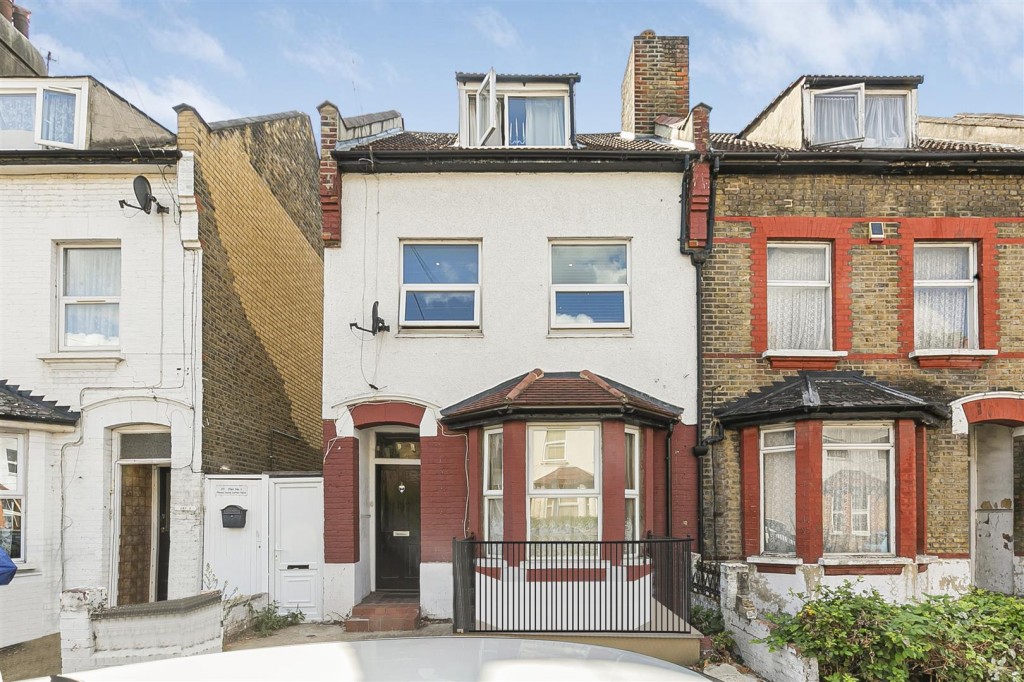 Verulam Avenue, Walthamstow, London, E17