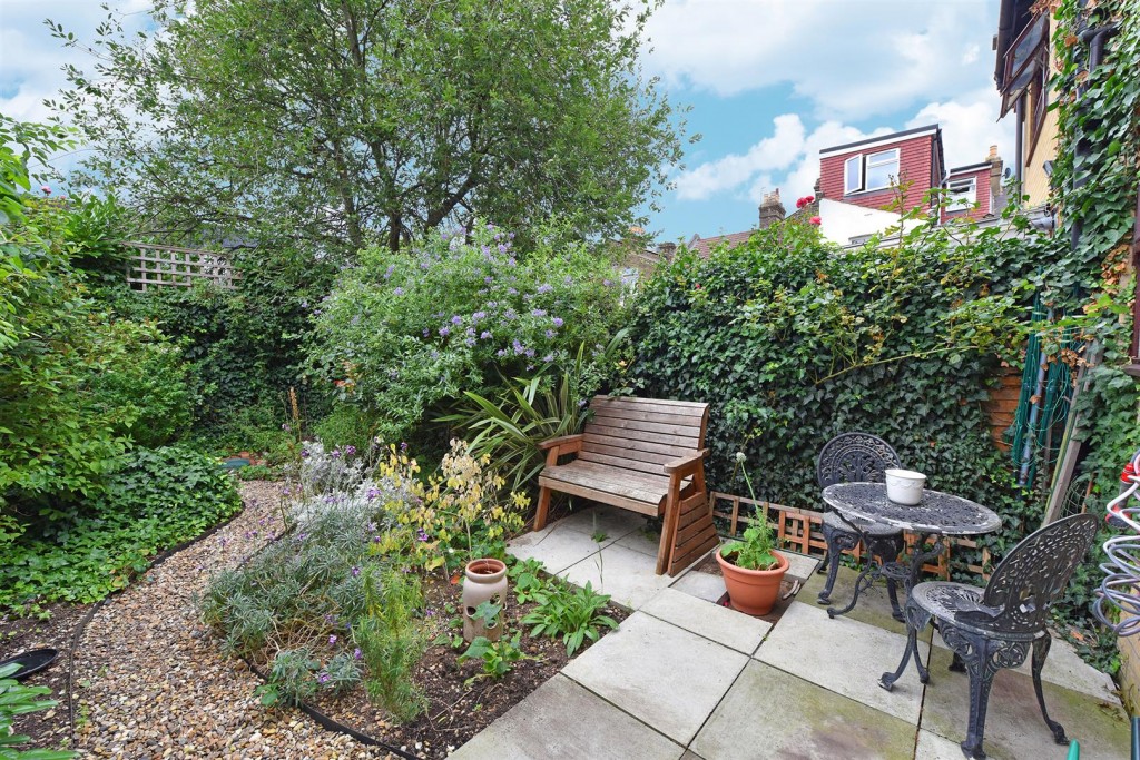 Wolsey Avenue, Walthamstow, London, E17