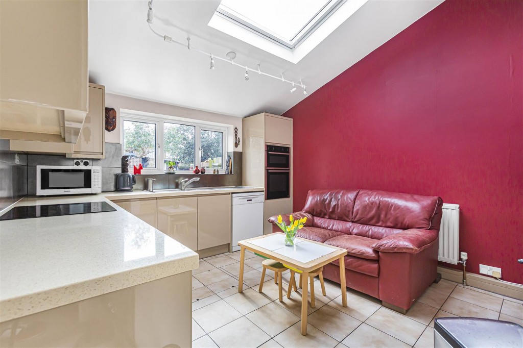 Priory Avenue, Walthamstow, London, E17