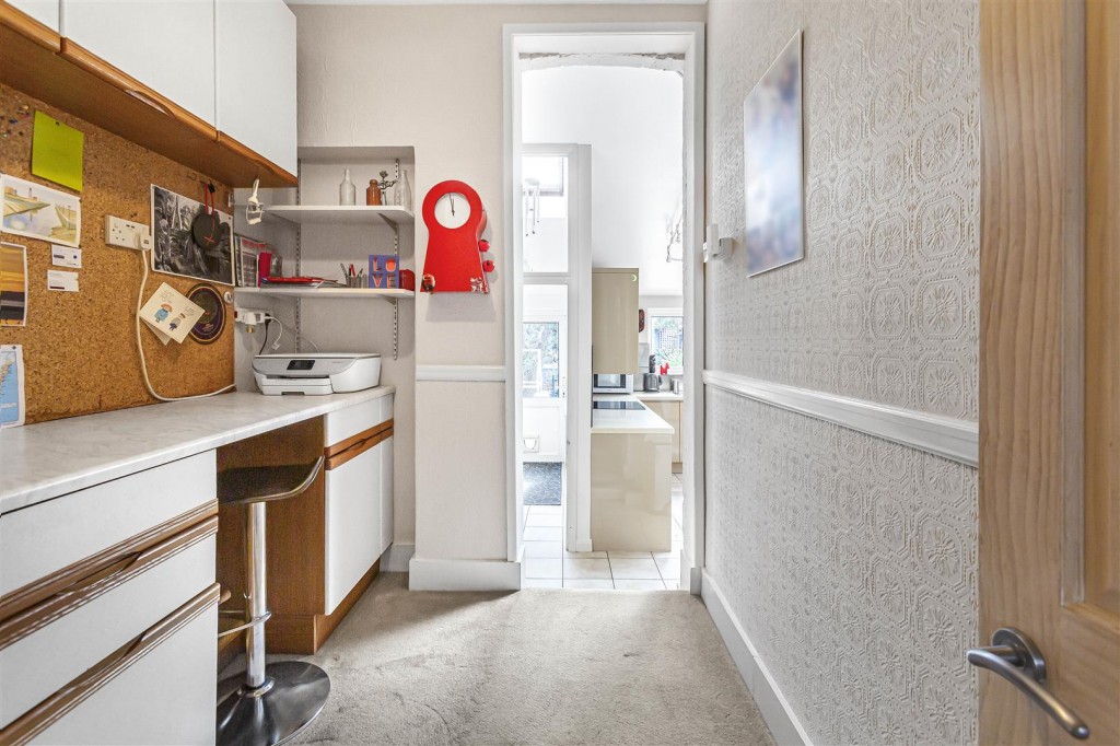 Priory Avenue, Walthamstow, London, E17