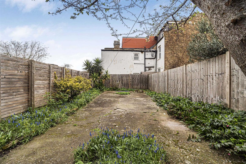 Beaconsfield Road, Leyton, London, E10