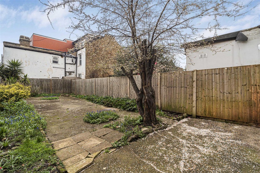 Beaconsfield Road, Leyton, London, E10