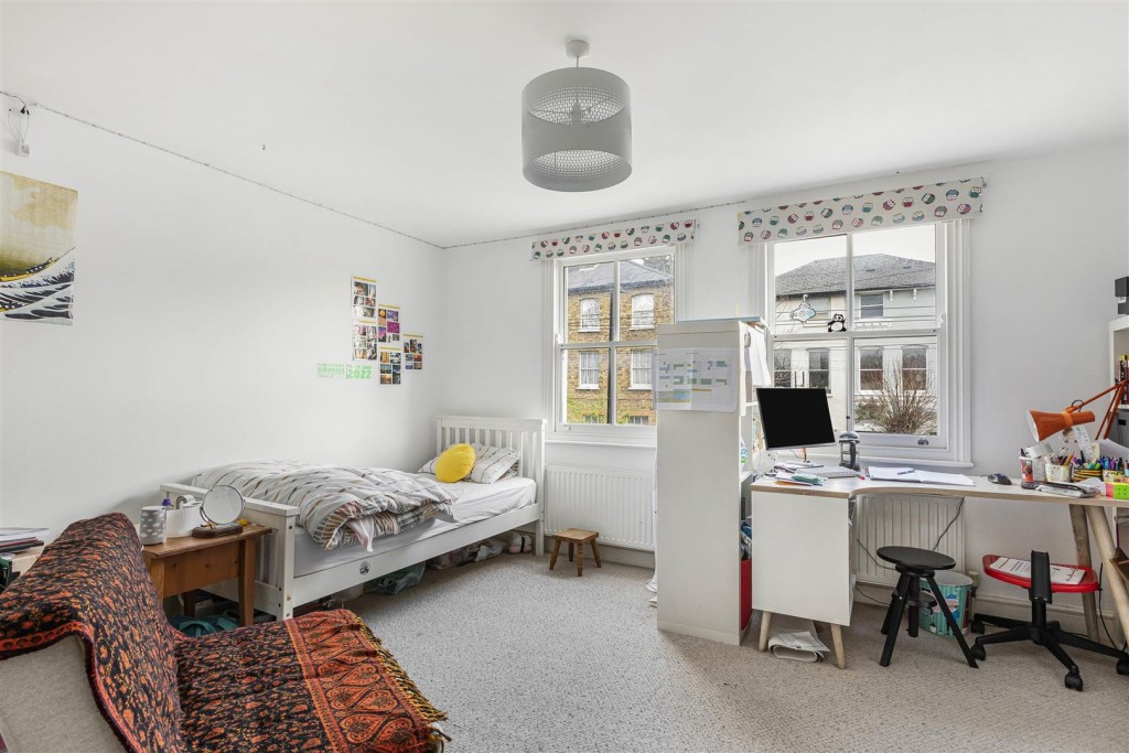 Pembroke Road, Walthamstow, London, E17
