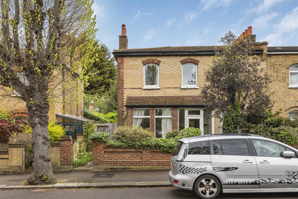 Grosvenor Park Road, Walthamstow, London, E17