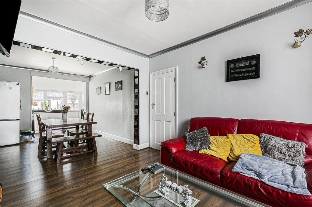 Westward Road, Chingford, London, E4