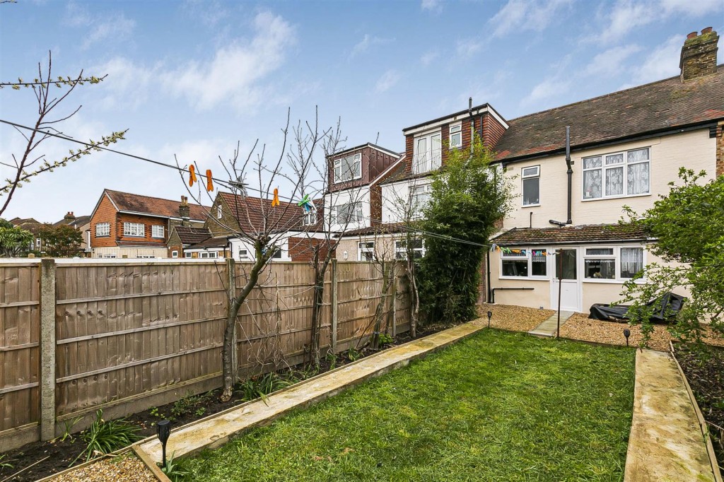 Westward Road, Chingford, London, E4