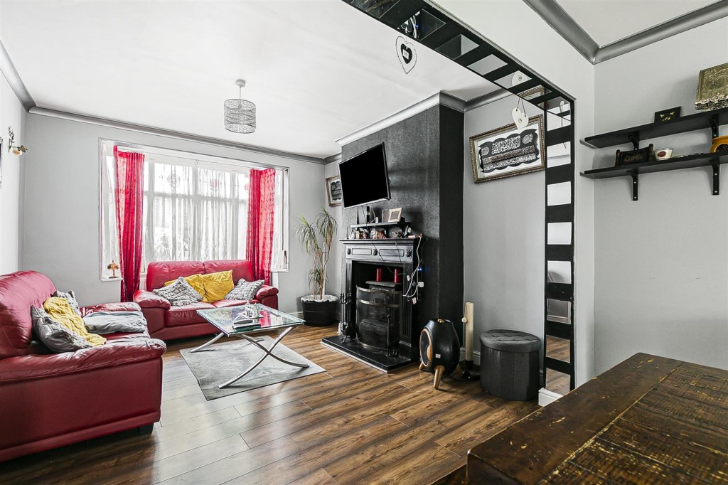 Westward Road, Chingford, London, E4
