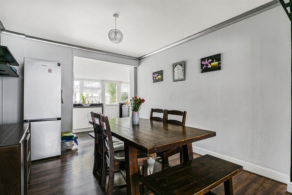 Westward Road, Chingford, London, E4