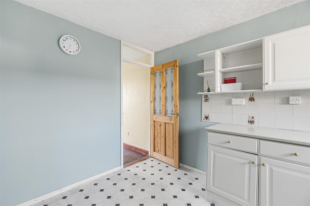 Essex Close, Walthamstow, London, E17