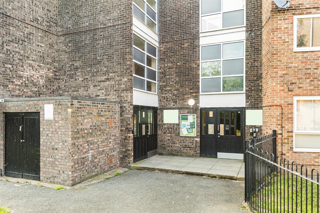 Essex Close, Walthamstow, London, E17