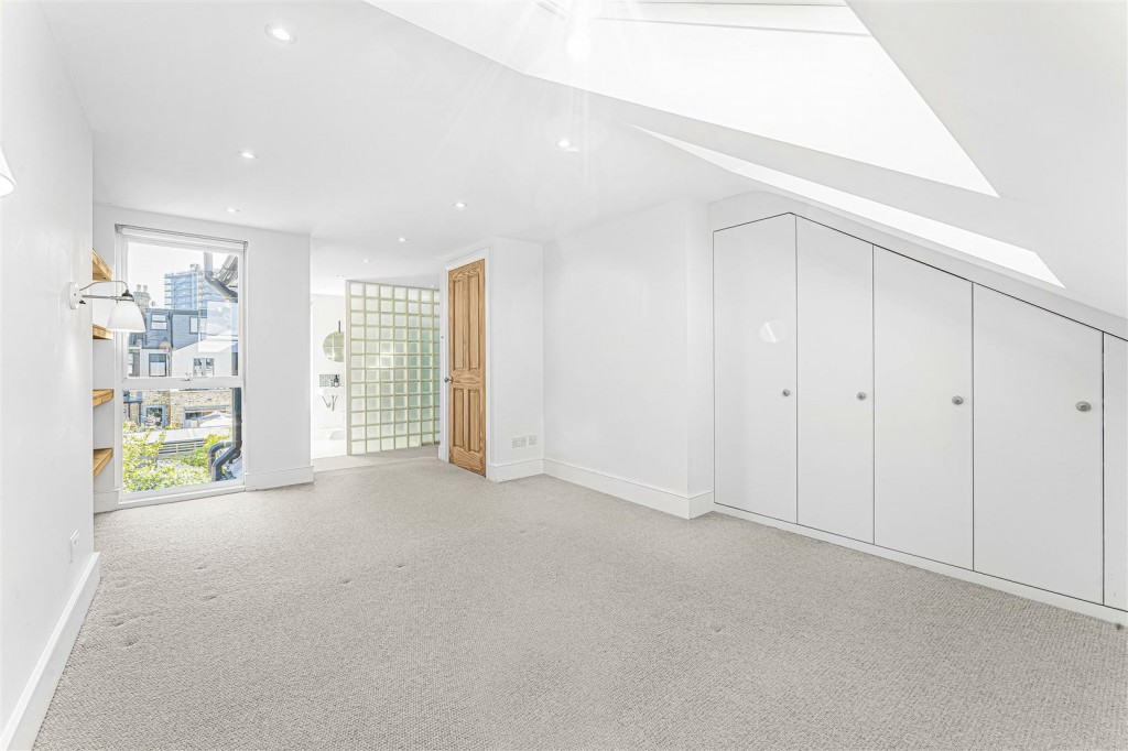 Chestnut Avenue South, Walthamstow, London, E17