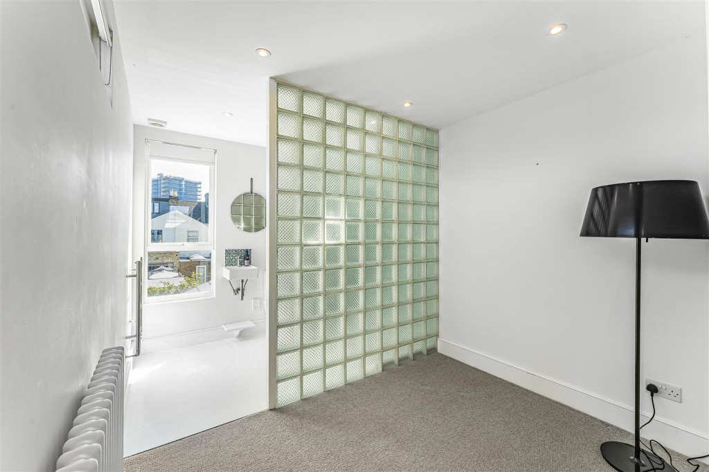 Chestnut Avenue South, Walthamstow, London, E17