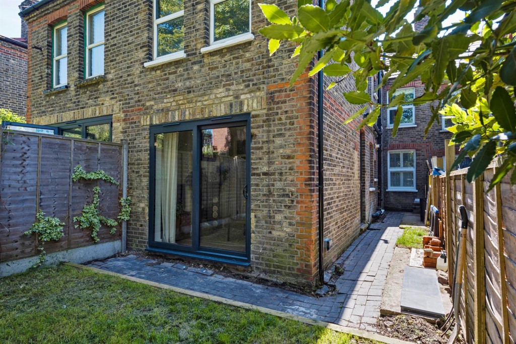 Theydon Street, Walthamstow, London, E17