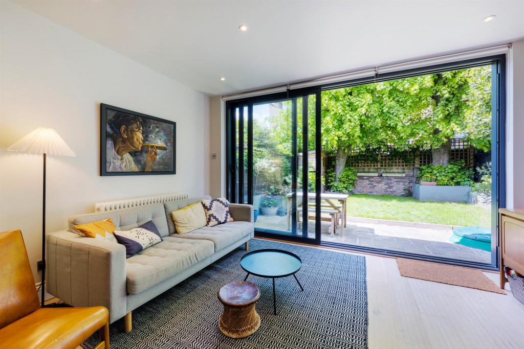 Park Grove Road, Leytonstone, London, E11