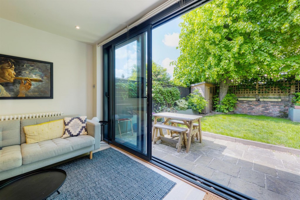 Park Grove Road, Leytonstone, London, E11