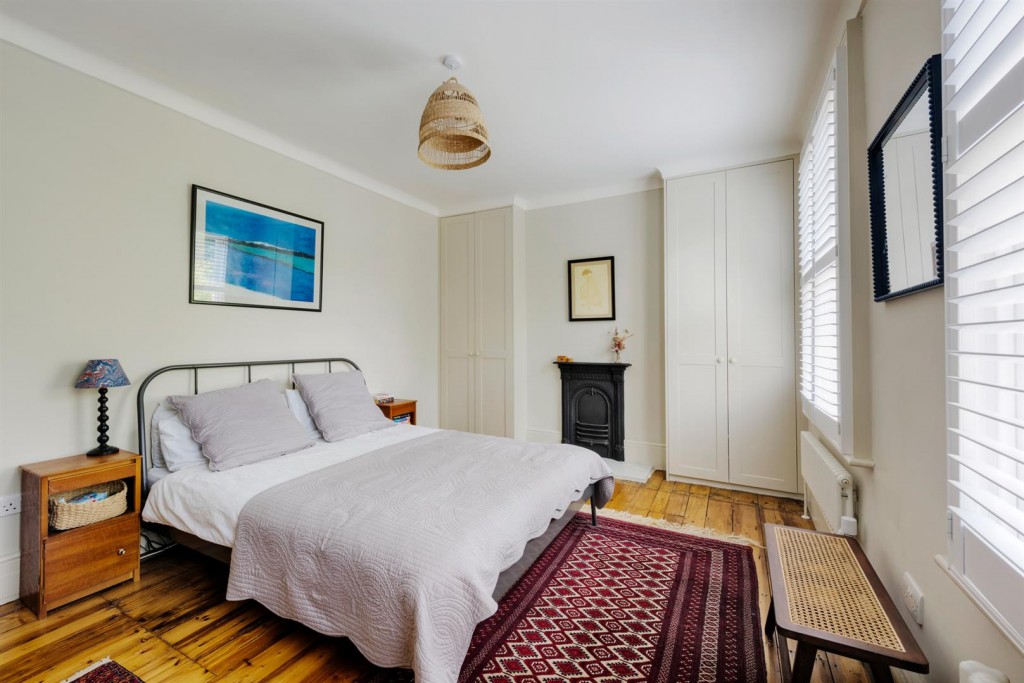 Park Grove Road, Leytonstone, London, E11