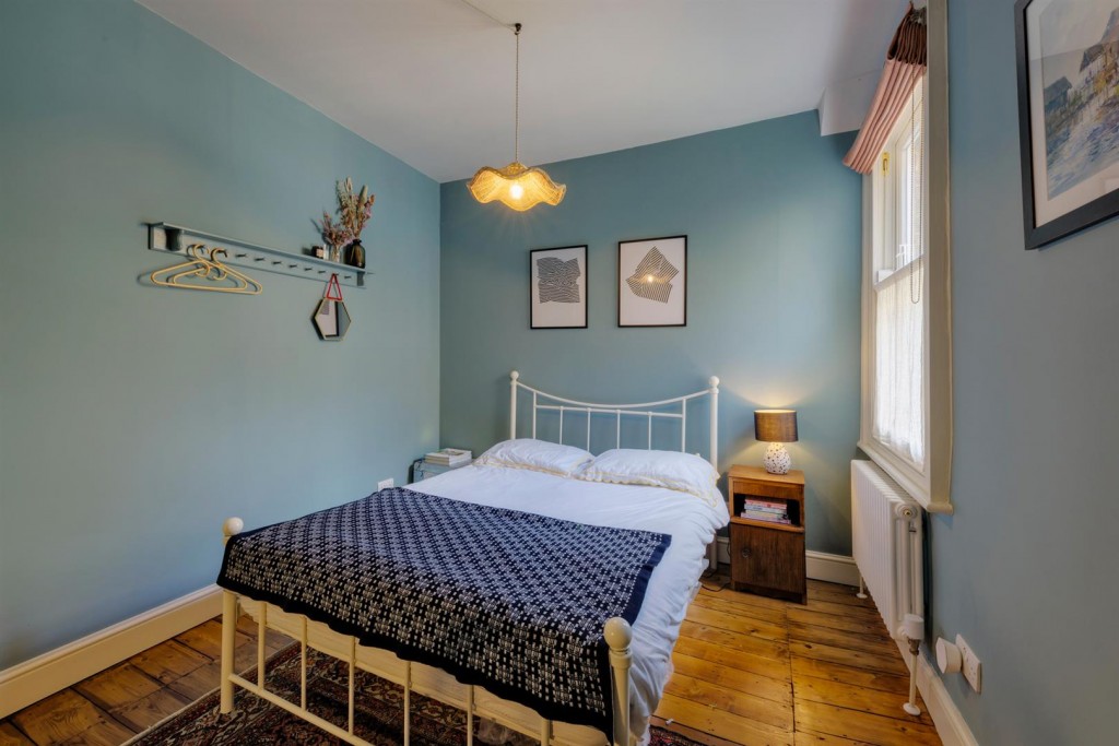 Park Grove Road, Leytonstone, London, E11
