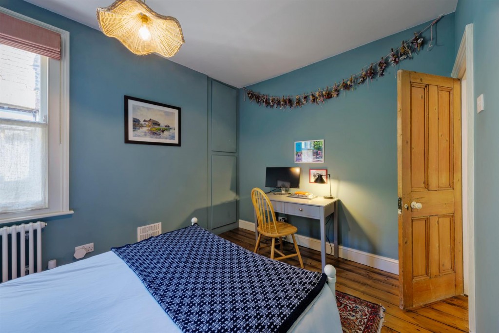 Park Grove Road, Leytonstone, London, E11