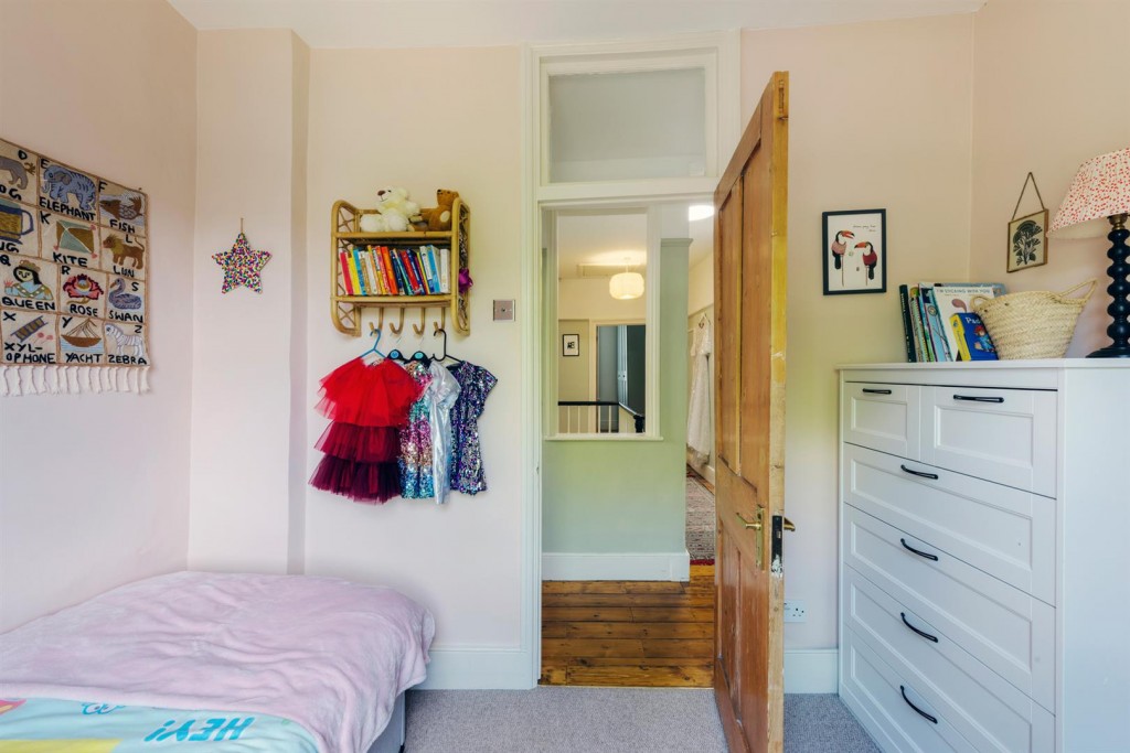 Park Grove Road, Leytonstone, London, E11