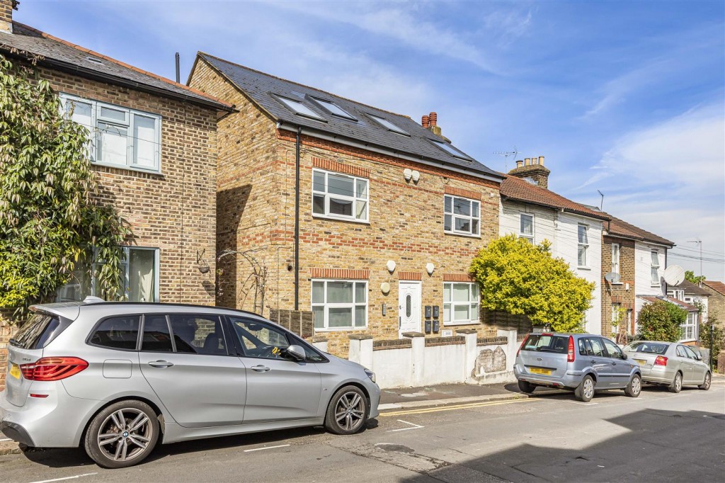 Byron Road, Walthamstow, London, E17