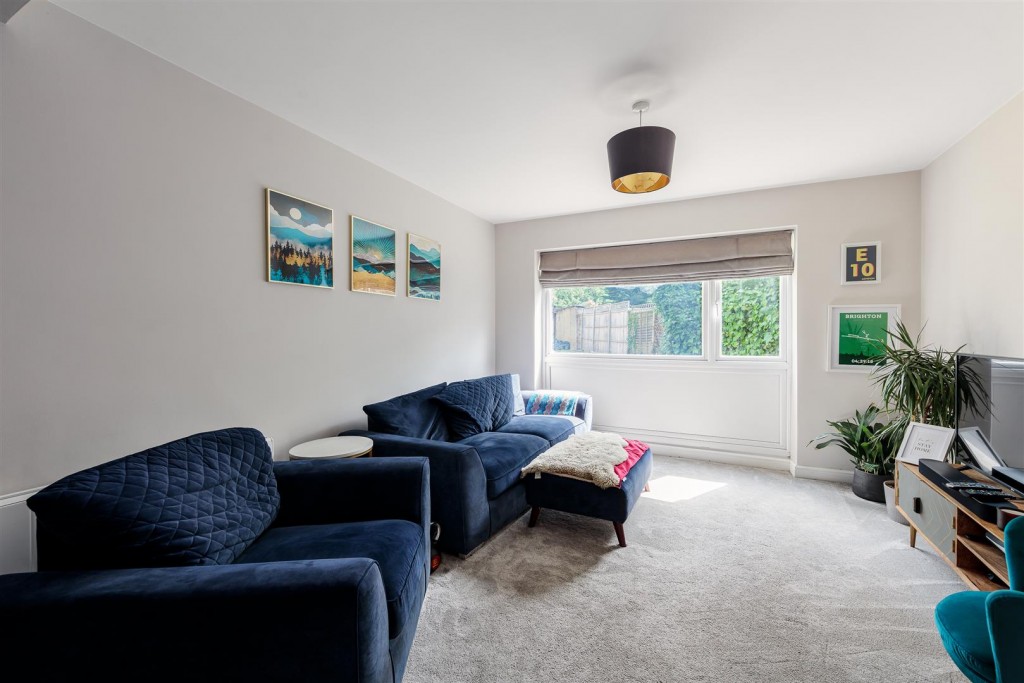 Serbin Close, Leyton, London, E10