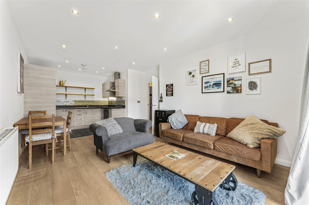 Bodium Court, Thornbury Way, Walthamstow, London, E17