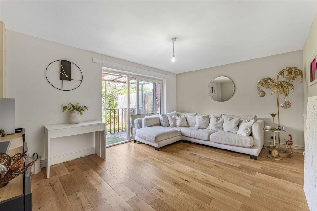 Riverhead Close, Walthamstow, London, E17