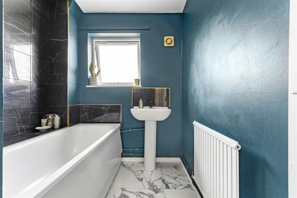 Riverhead Close, Walthamstow, London, E17