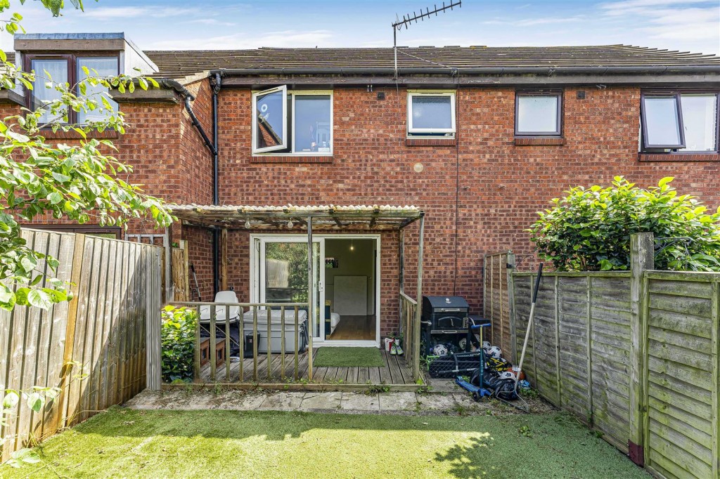 Riverhead Close, Walthamstow, London, E17