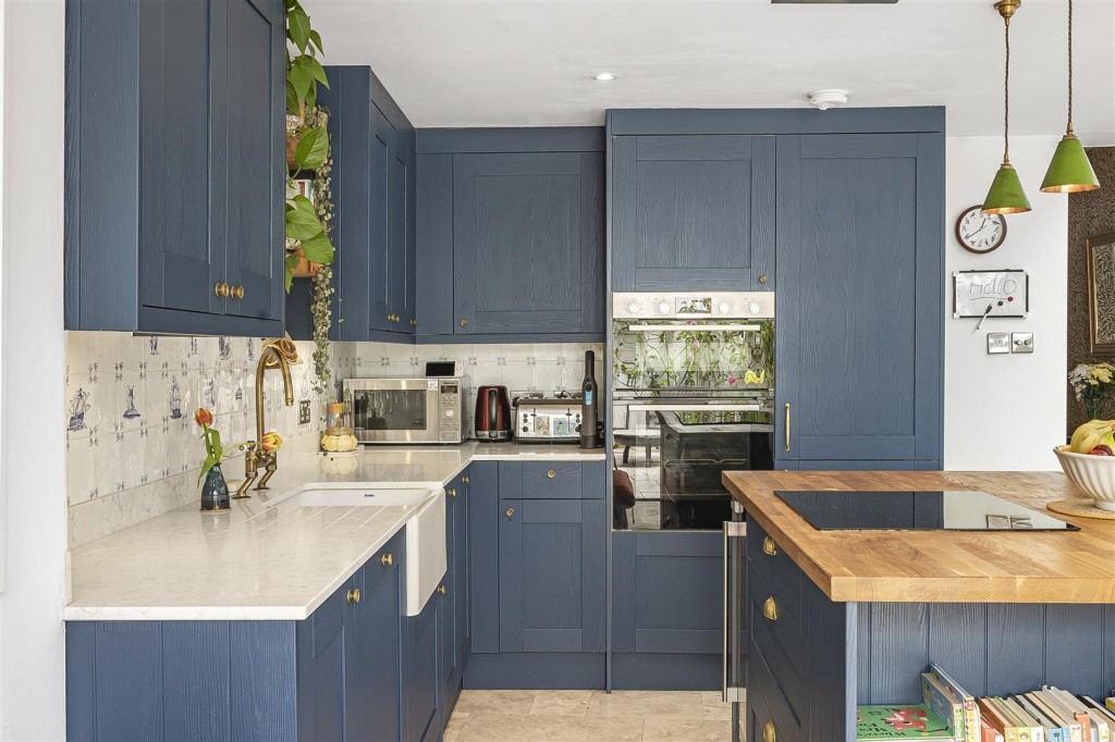 Milton Road, Walthamstow, London, E17