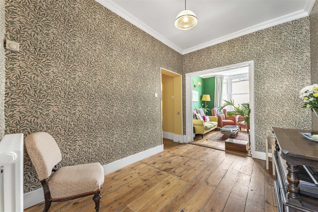 Milton Road, Walthamstow, London, E17