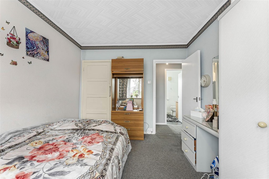Keir Hardie Way, Barking, Essex, IG11