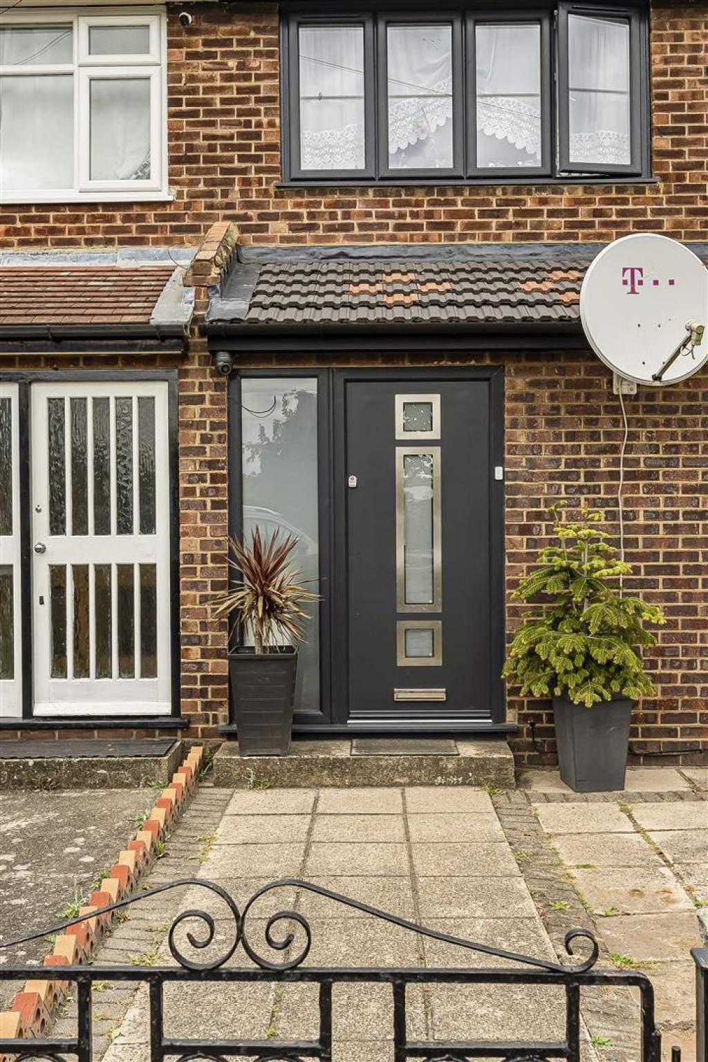 Keir Hardie Way, Barking, Essex, IG11
