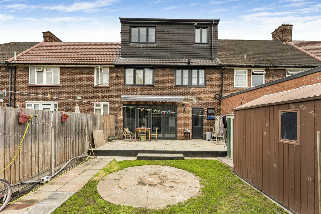 Keir Hardie Way, Barking, Essex, IG11