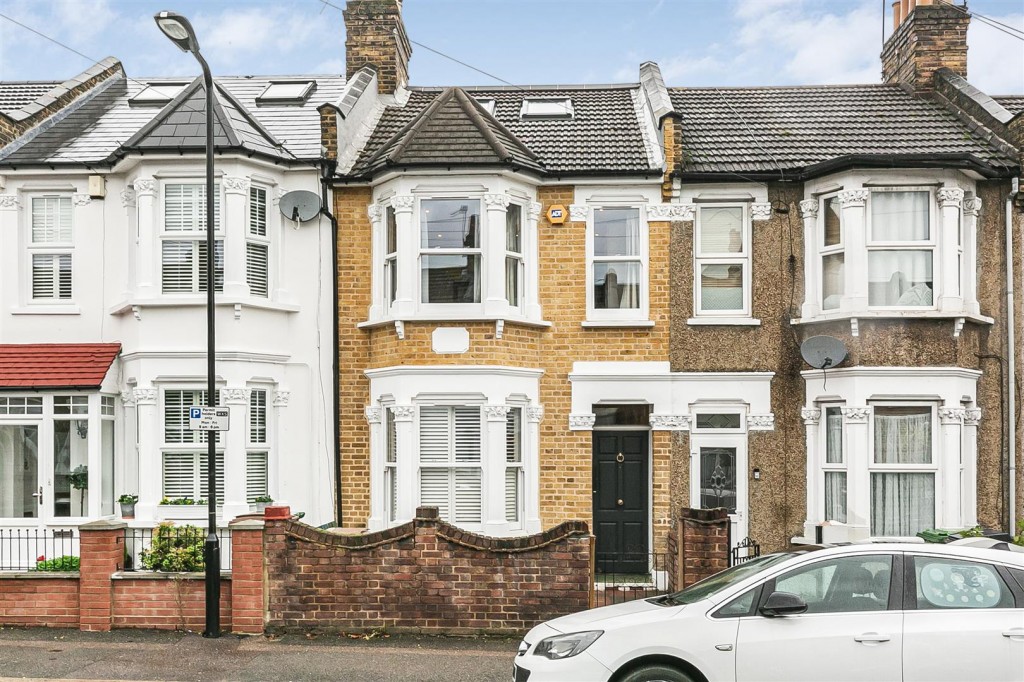 Carnarvon Road, Leyton, London, E10