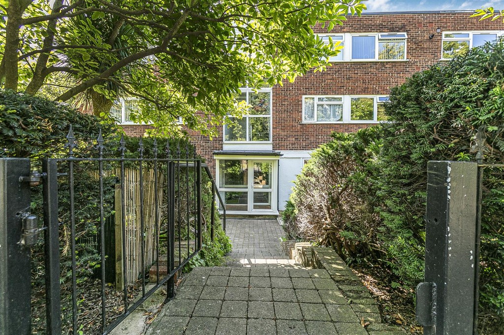 The Willows, High Road, Loughton, Essex, IG10