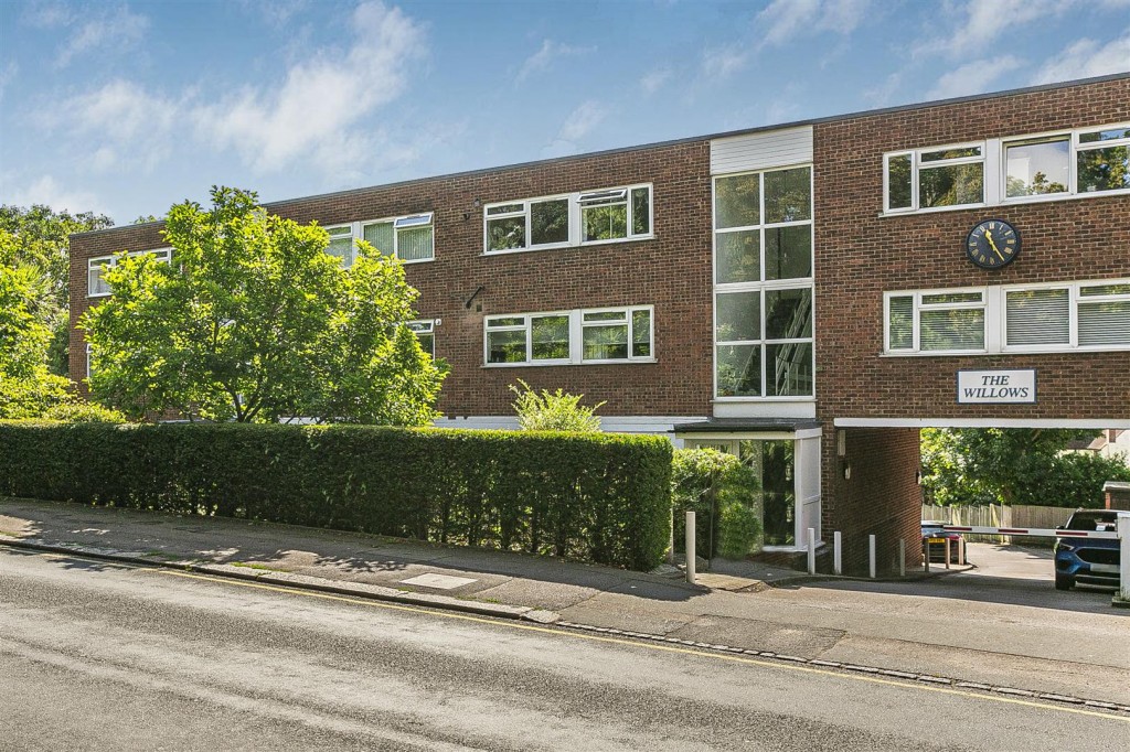 The Willows, High Road, Loughton, Essex, IG10