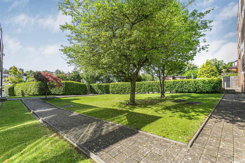 The Willows, High Road, Loughton, Essex, IG10