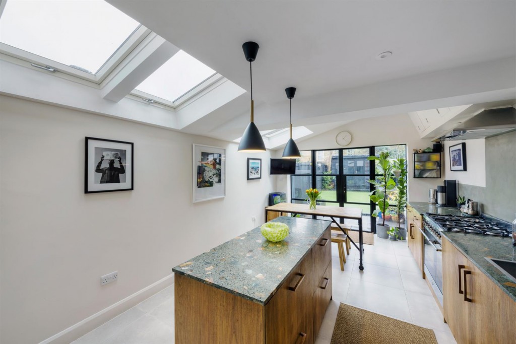Oakdale Road, Leytonstone, London, E11