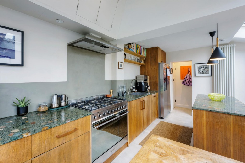 Oakdale Road, Leytonstone, London, E11
