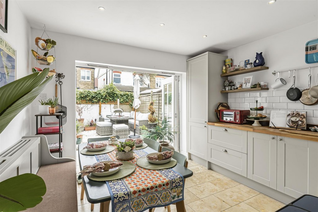 St. John's Road, Walthamstow, London, E17
