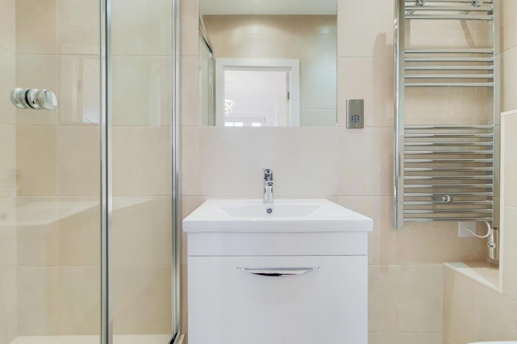 Matlock Court, Kensington Park Road, London, W11 3BS