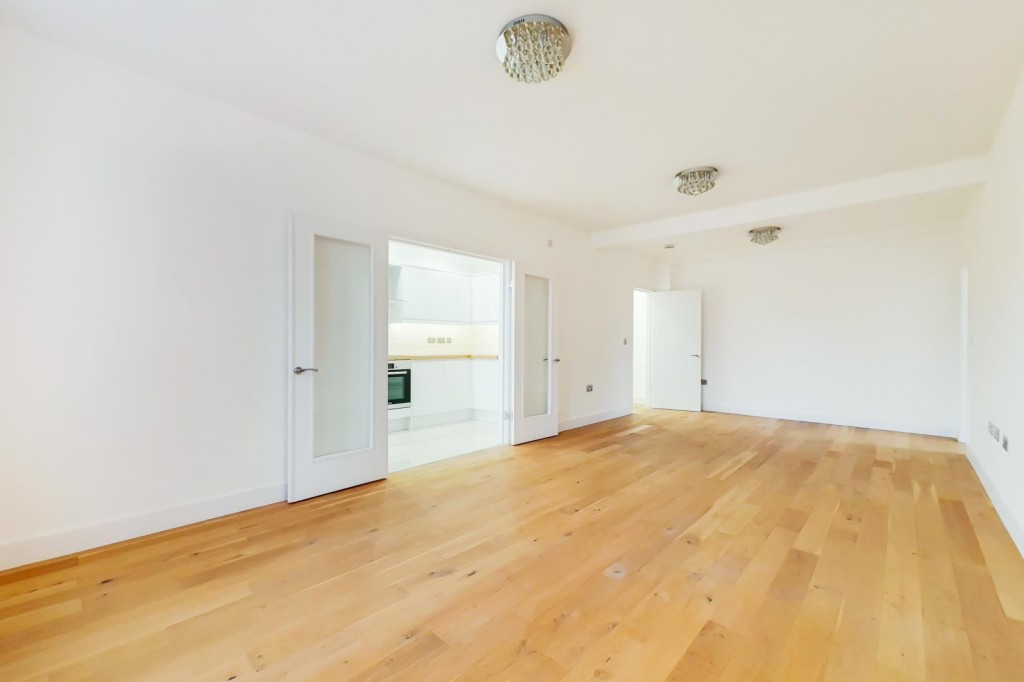 Matlock Court, Kensington Park Road, London, W11 3BS
